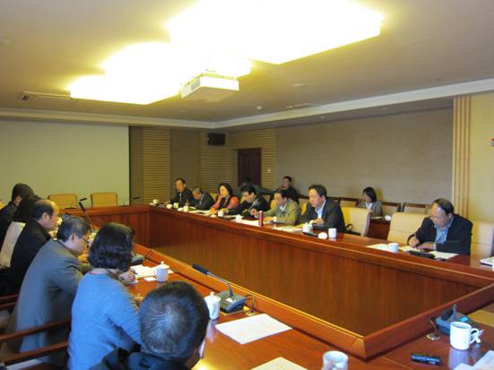 三方推動(dòng)，加快企業(yè)“走出去”步伐——協(xié)會(huì)組織我區(qū)農(nóng)牧業(yè)企業(yè)參加境外投資合作座談會(huì)